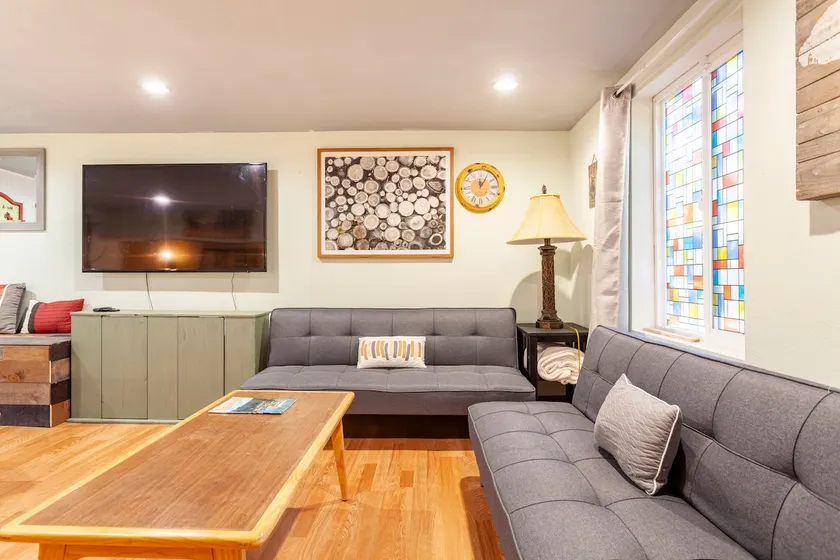 A Cozy Cabin Getaway, 3 BDR 2 bath. Pet friendly - Image 1