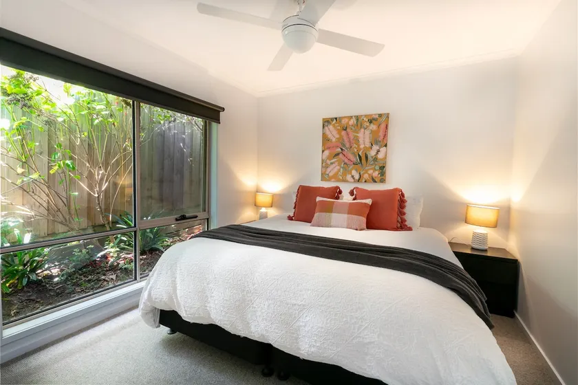 Pet Friendly | Wood Fireplace | Secure Garden - Image 1