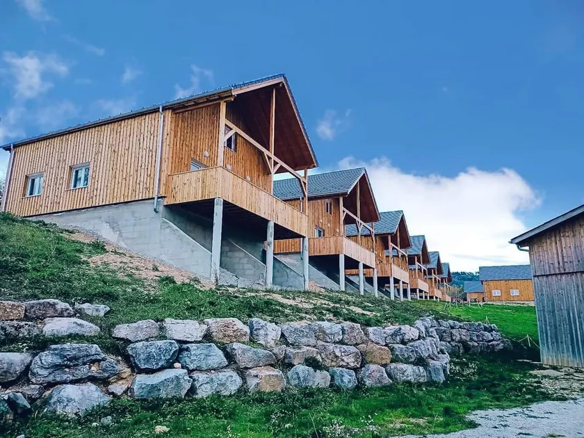 Chalet 4 near Lake Vouglans - Image 1