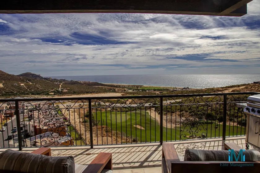 Best View Penthouse in Cabo - Image 1