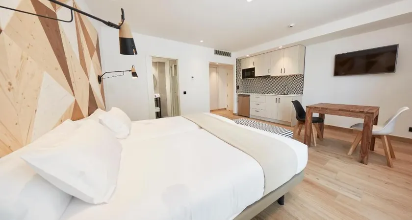 Studio apartment for two people - Image 1