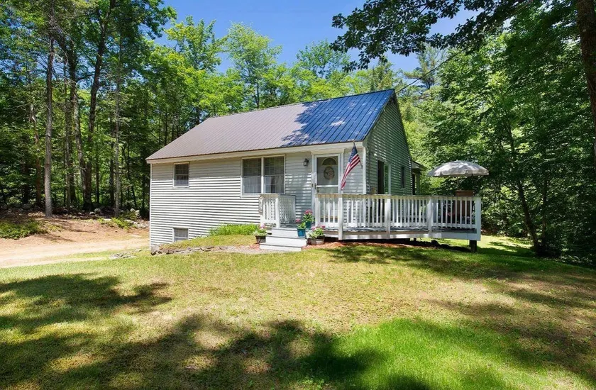 Sawyer Lake Sweet Escape - Image 1
