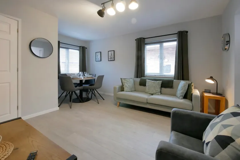 Crewe Short Lets 1 Victoria Court, Crewe - Image 1