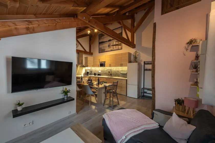 Le Cosy - Image 1