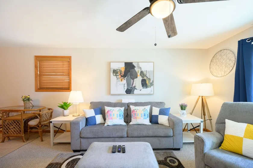 Charming Garden City Beach condo, steps to beach! - Image 1