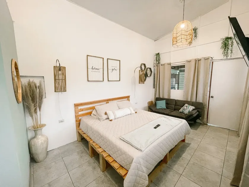 Boho Apartment: King Bed, Private Bathroom and Kitchen w/ AC - Image 1