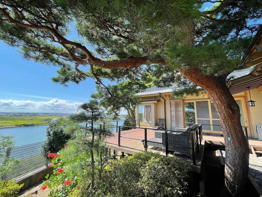 Hitachinaka DAN, an authentic Japanese cottage on a 1,500-tsubo site with a large terrace and river view - Image 1