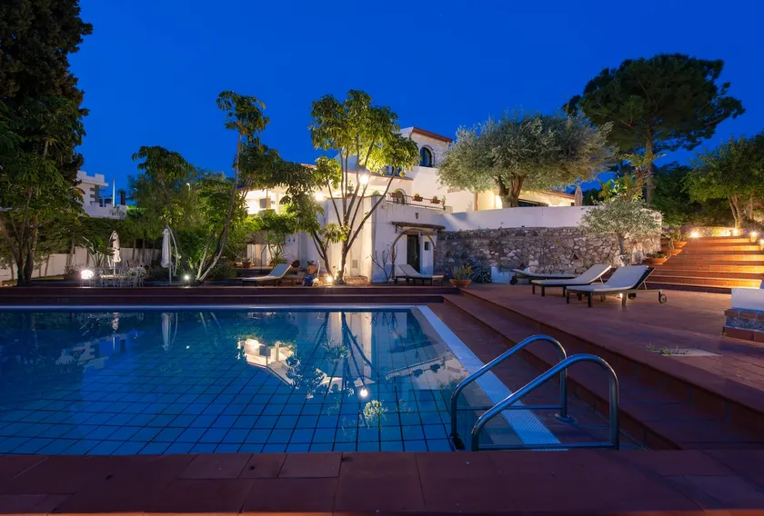 Prestigious Villa in Taormina with a pool and jacuzzi - Image 1