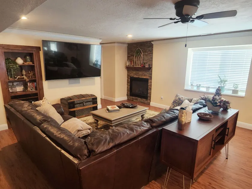 Peaceful 2BR Getaway with 75” TV & Foosball Table! - Image 1