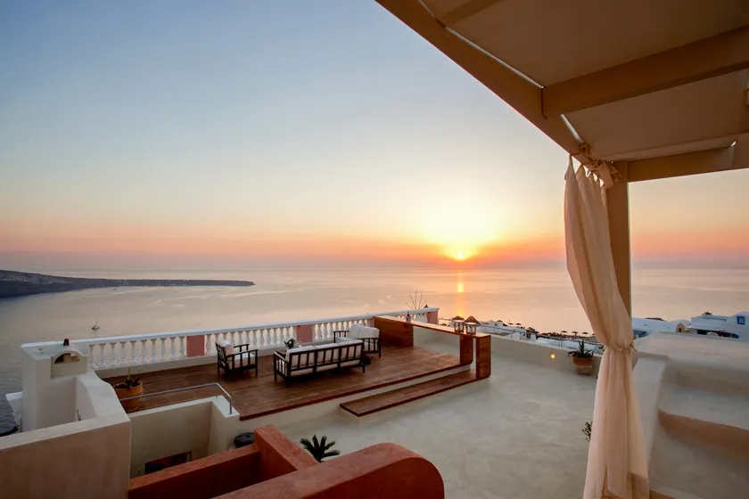 Oia Mansion - Image 1