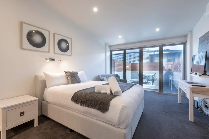 Studio Apartment - 5 Minutes to Hobart CBD - Free Parking - Free WIFI - Image 1