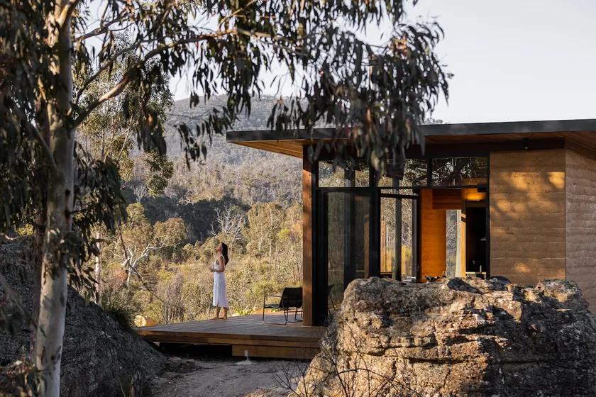 Wambal Cabin - luxury in the wilderness - Image 1