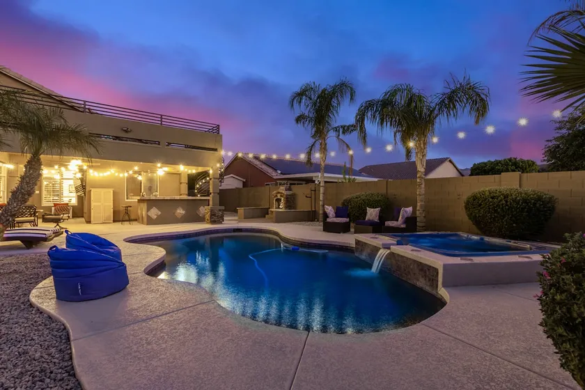 Entertain in or outdoors and watch the games! - Image 1