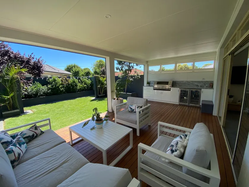 Luxury modern beach house with stunning outdoor - Image 1