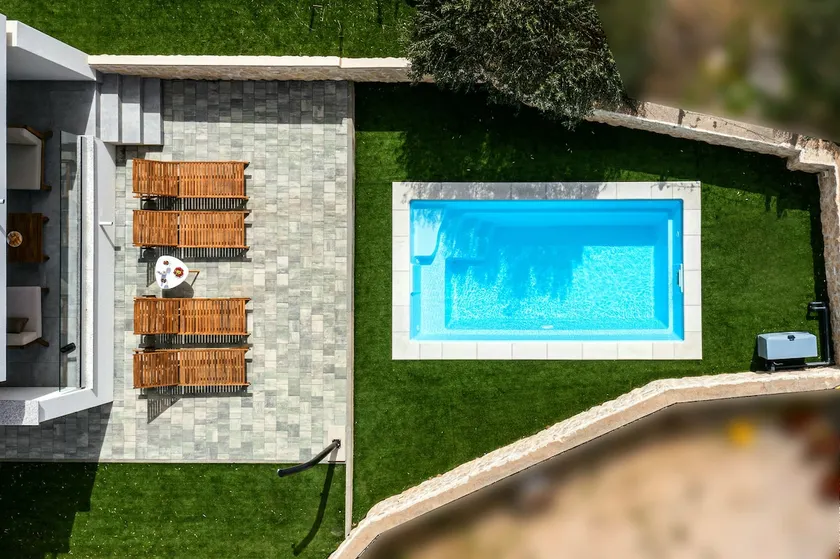 Imperial Apartment with Private Pool - Image 1