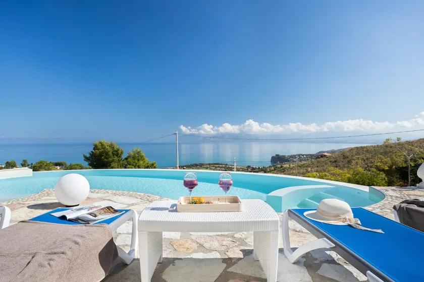Sea View Villa whit Pool - Image 1