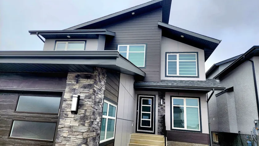 Brand New 2 Bedroom Ensuite, Brand New Appliances! - Image 1