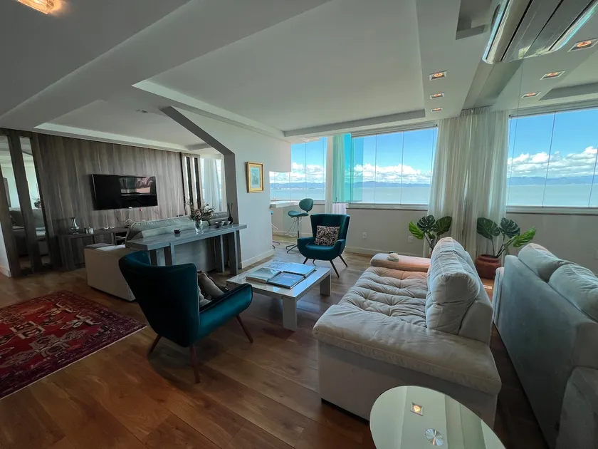 Spacious Apartment on the Seafront, spectacular view! - Image 1