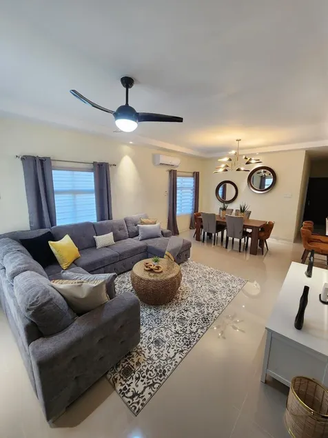 Paradise Island 3 Bedroom Modern Villa - Image 1