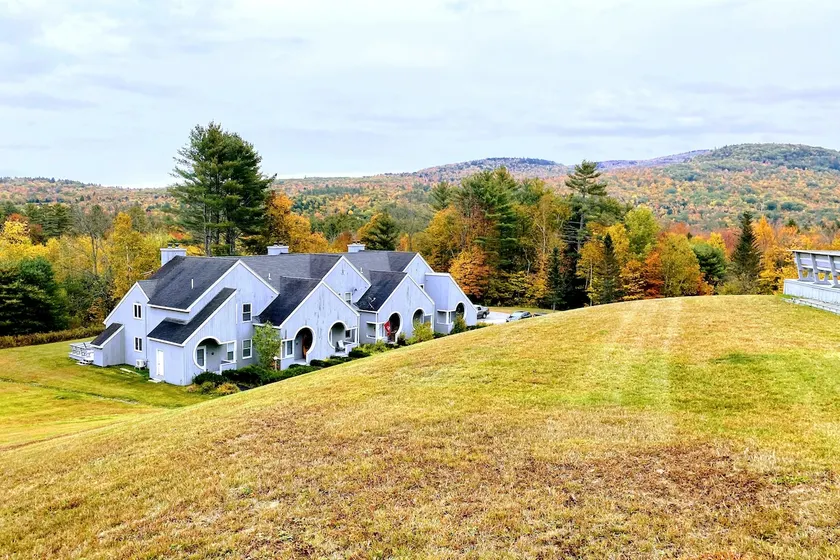Central NH - Near Lake, PSU, Hiking Trails, Skiing - Image 1