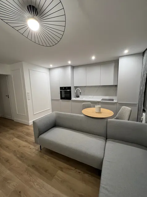 Charming apartment with kitchenette and bedroom - Image 1