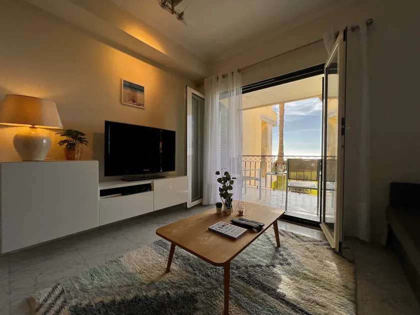 Lux Cascais Ocean View - Image 1