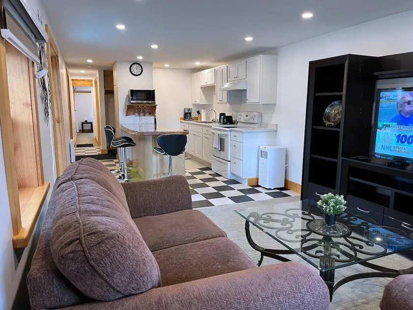 Holiday Town Home - Westville - Image 1