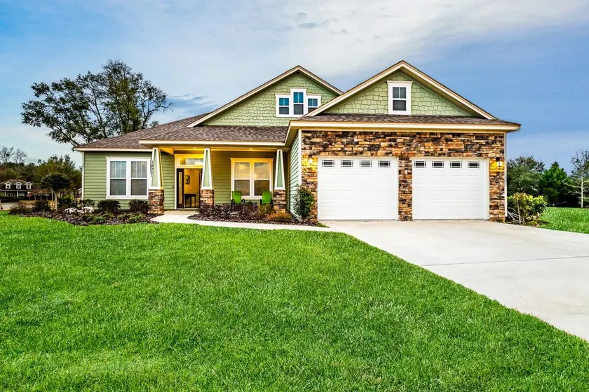 Luxurious 4 bed 3 bath Retreat Home - Image 1