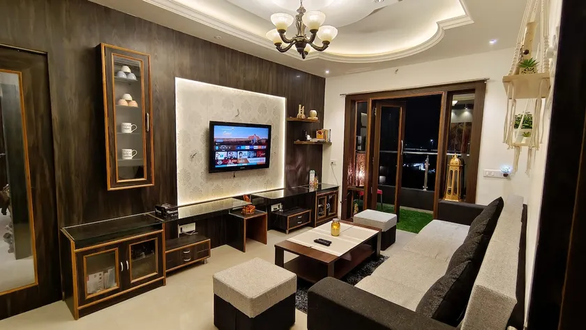 Cozy- Nest 2 BHK with Beautiful City View - Image 1
