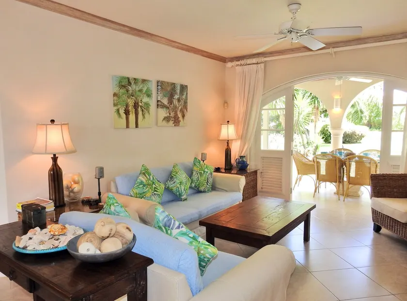 Executive 2 Bed Condo in Gated Resort with Pool! - Image 1