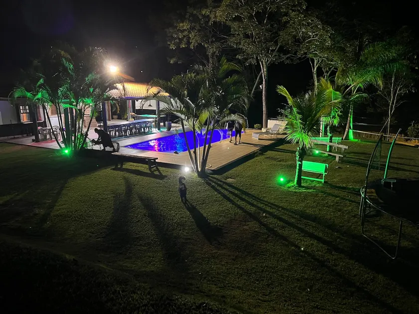 Country house - swimming pool, jacuzzi, soccer field - Image 1