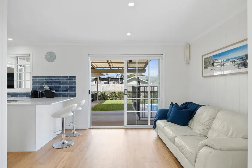 Pet friendly Coolum Stay Pool & Beach! - Image 1