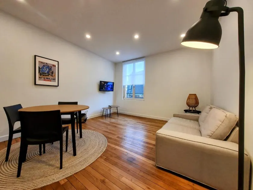 Le Rémois Superior Apartment - Image 1