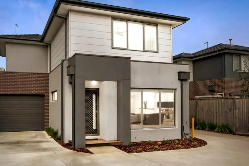 Holiday on Dromana by Ready Set Stay - 150m from the beach - Image 1