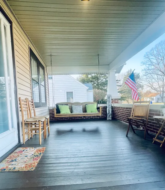 Cozy Craftsman - Image 1