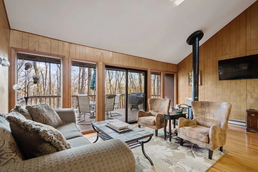 Pet/Family Friendly, Hot Tub, Fireplace, Game Room - Image 1