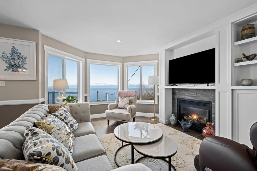 Oceanview Paradise in Great Location! - Image 1