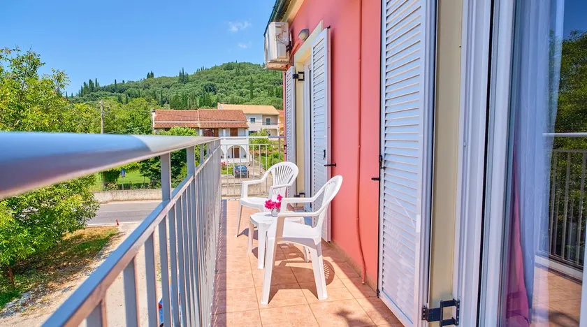 Stacys Apartments near Sidari - Image 1