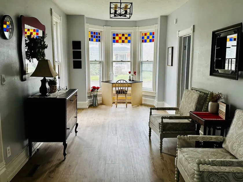 Quaint Cottage in Bowling Green - Image 1