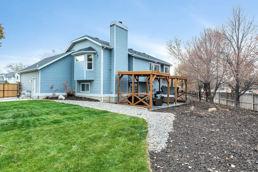 Family Friendly Cul-de-sac Home w/ Hot Tub + Games - Image 1