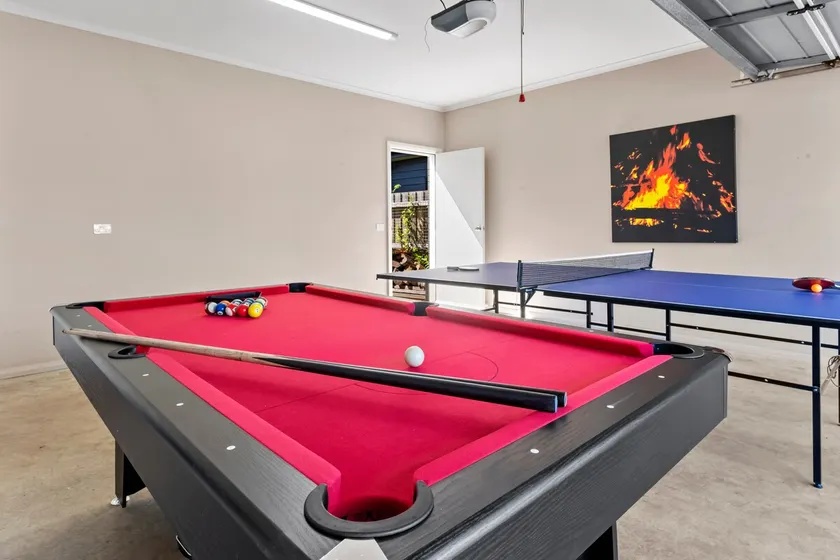 Central - Walk to Cafe's & Wombat Hill - Game Room - Image 1