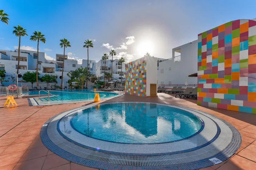 Exclusive 2bedrm AirCon 200m beach Costa Adeje - Image 1