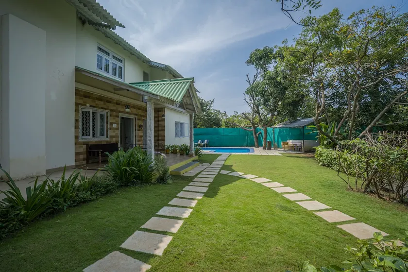 Green Ivy Stay by Leisure Villa, Alibaug - Image 1