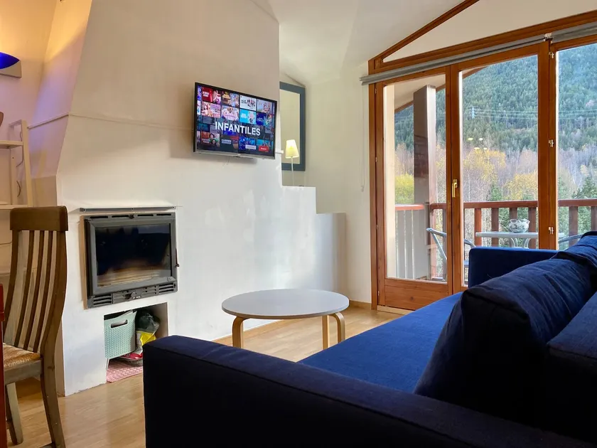 Apartment With 3 Bedrooms in El Tarter, With Wonderful Mountain View, Furnished Terrace and Wifi - Image 1