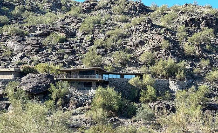 Modern Mountain Escape atop South Mountain - Image 1