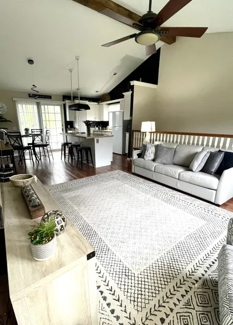 Woodside Getaway - Image 1