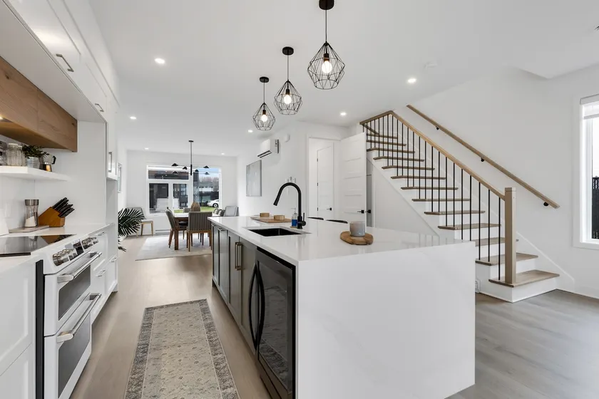 3BR Townhouse | Jacuzzi | Park Views | Mirabel - Image 1