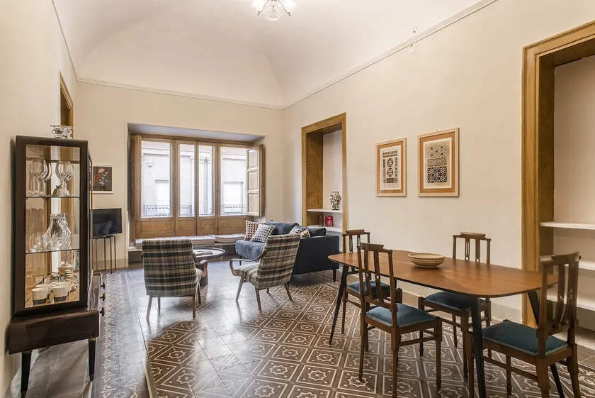 Elegant lejlighed beliggende i hjertet af Palermo, udstyret med alle bekvemmeligheder. - Image 1