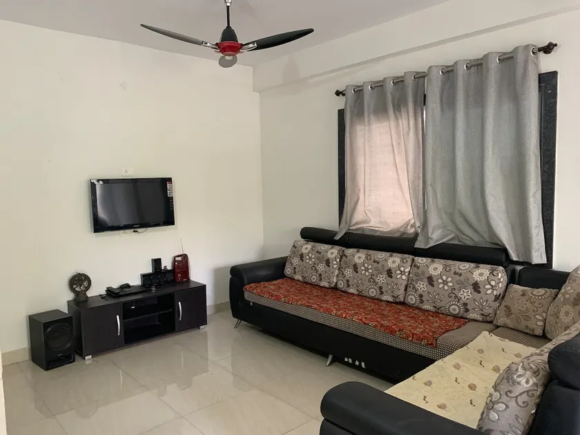 Elegant1Bhk AC furnished WiFi home Wardha Road - Image 1