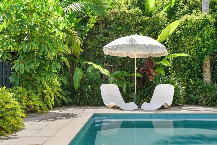 Byron Bay Beach house,  pool, short walk to town and beaches.  Pet Friendly - Image 1